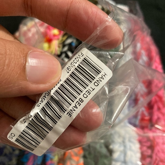 Supreme Colorful Knit Beanie - Picture 4 of 5